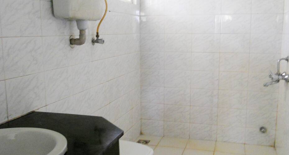 Vinayaka Guest House, Wayanad 2